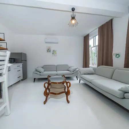 Suites Oldtown Apartment *